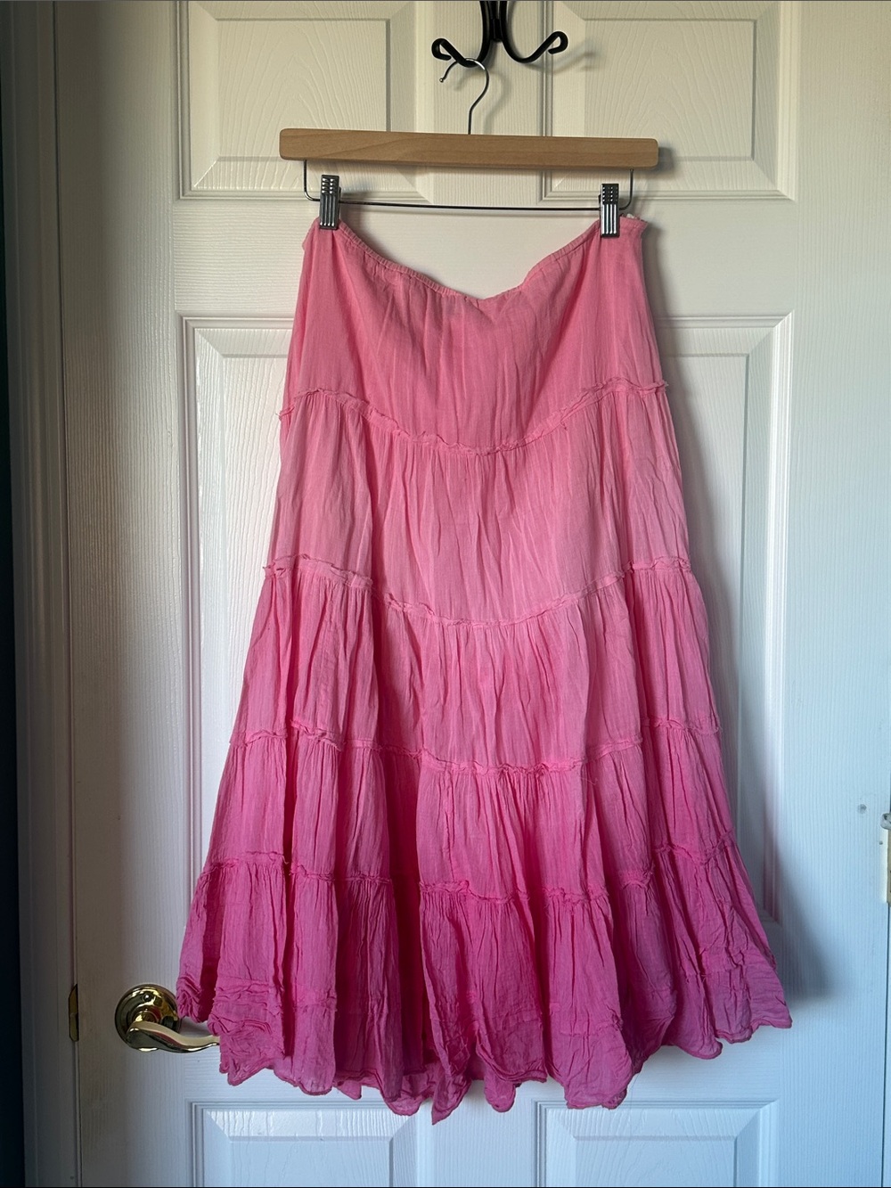 Coupe tiered pink skirt